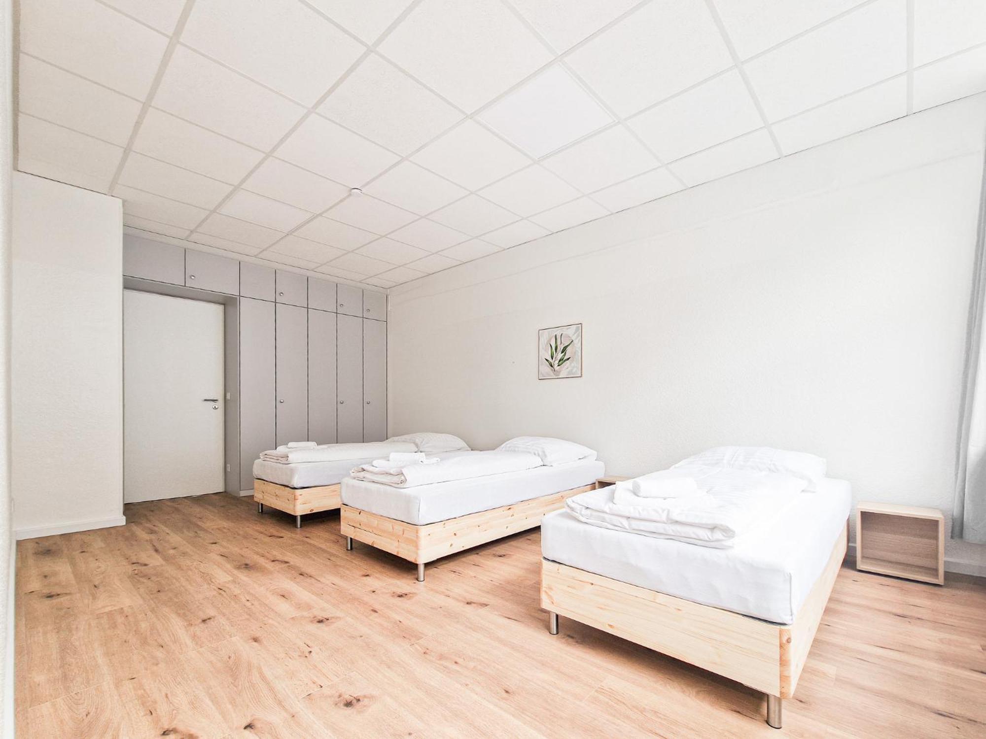 Raj Living - City Center Apartments With 5 Rooms - 10 Min Messe Dus Дюселдорф Екстериор снимка